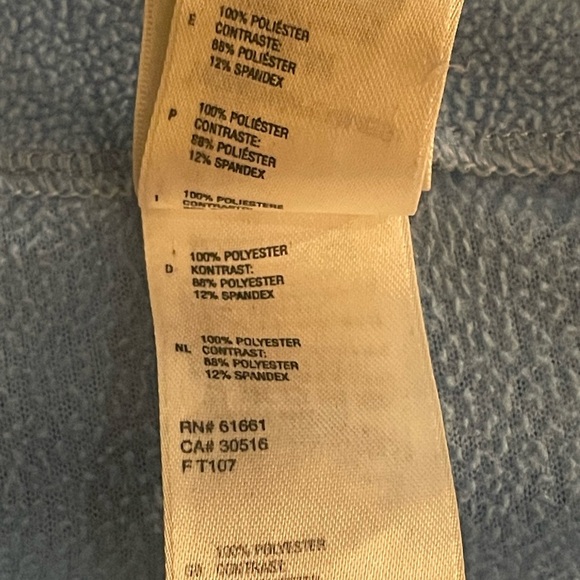 The North Face woman’s full zip fleece jacket, blue, size medium - Picture 9 of 10